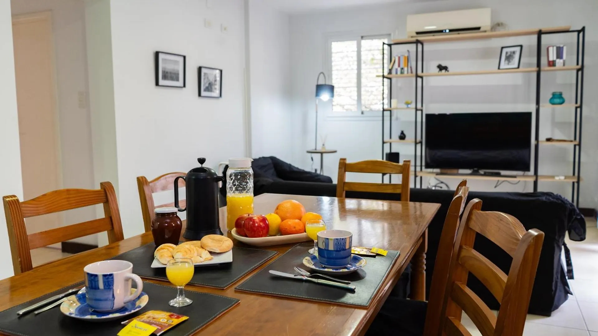 Apartamento Depto Moderno Con Cochera, En La Mejor Zona De Mendoza Argentina